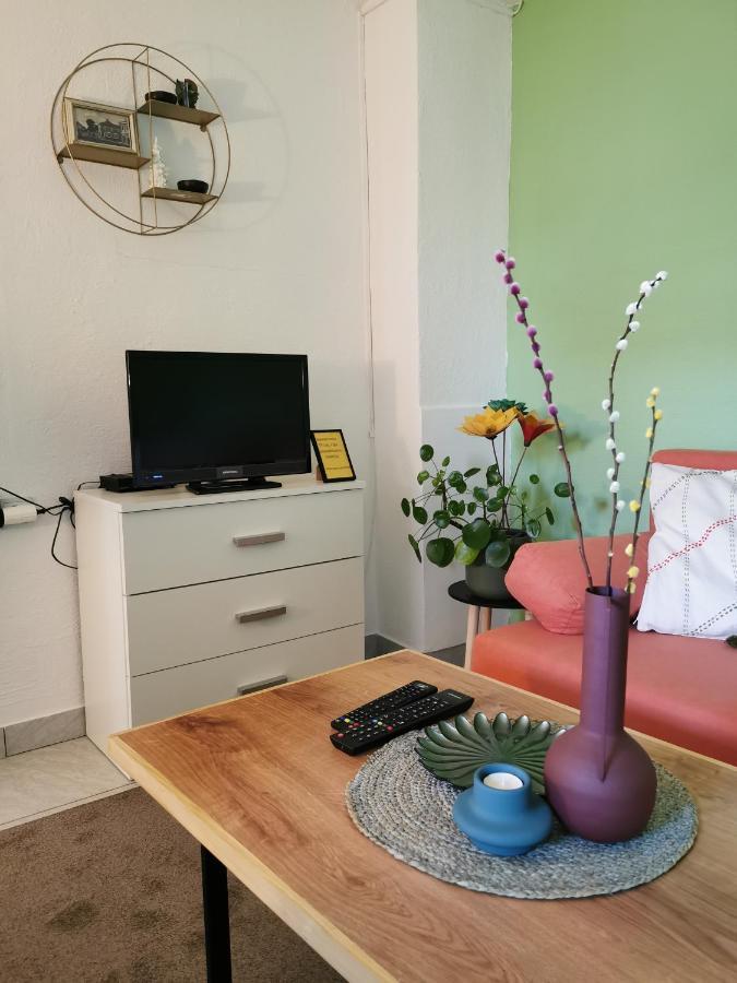 Studio Apartman Krosna Perusic Exterior photo